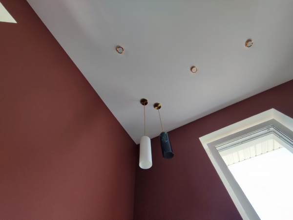 Матовый натяжной потолок